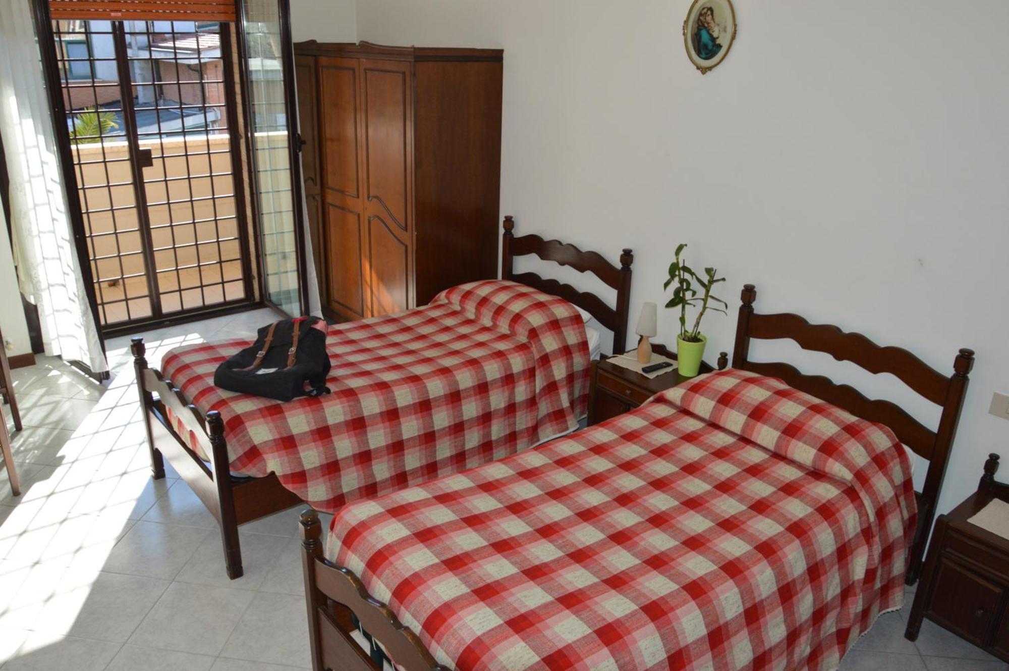 Domus Achille Fosco Hotell Ciampino Exteriör bild